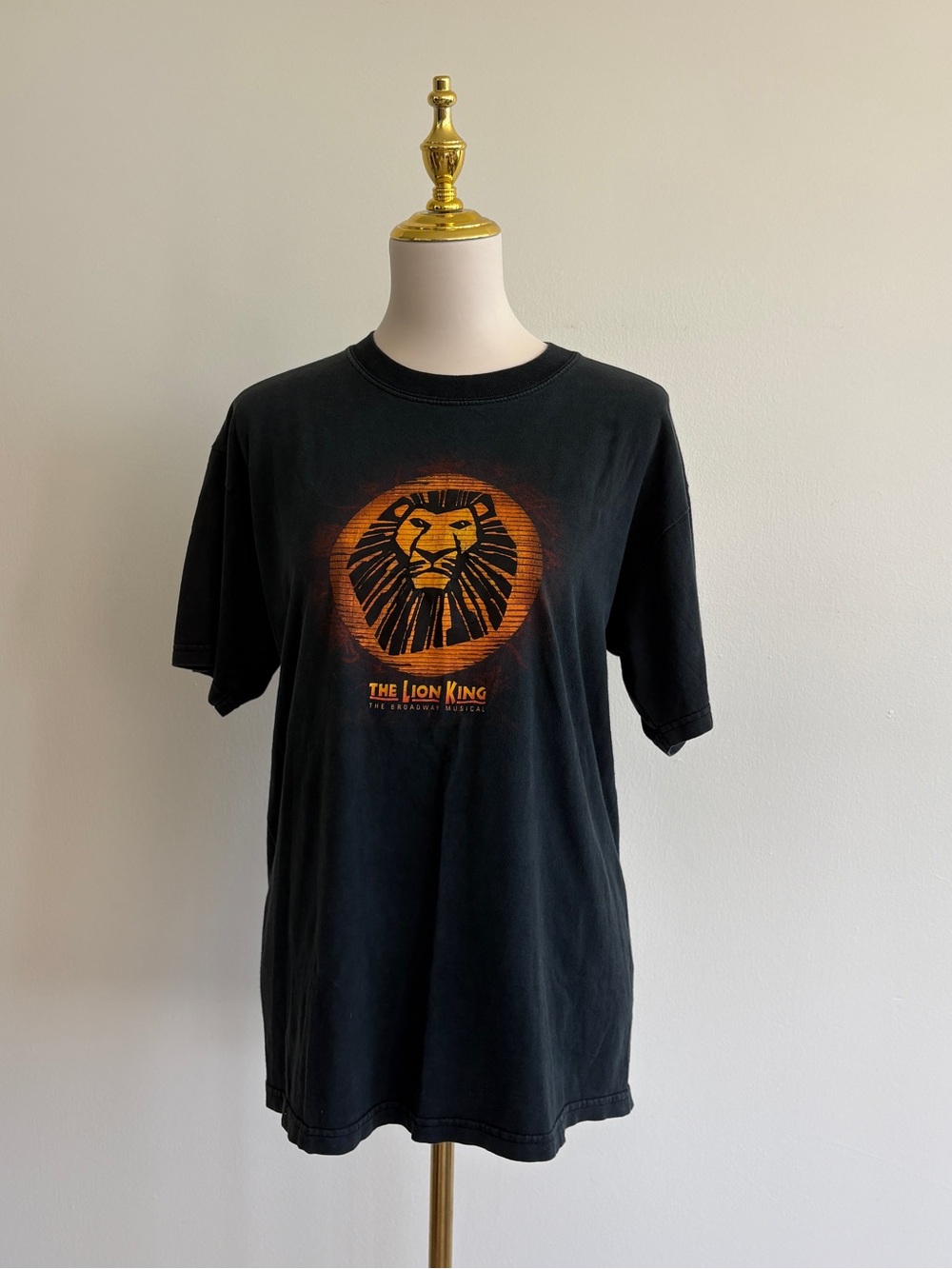 Vintage 2004 Disney The lion king broadway musical national tour tee